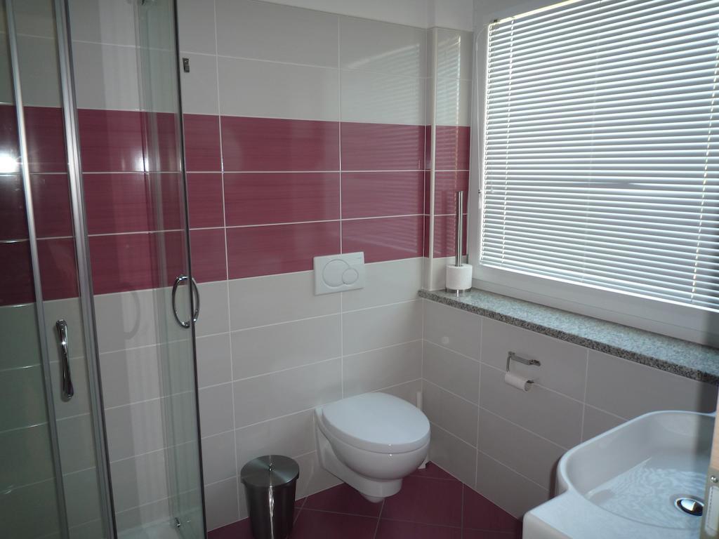 Guesthouse Pri Mihelovih Sezana Luaran gambar